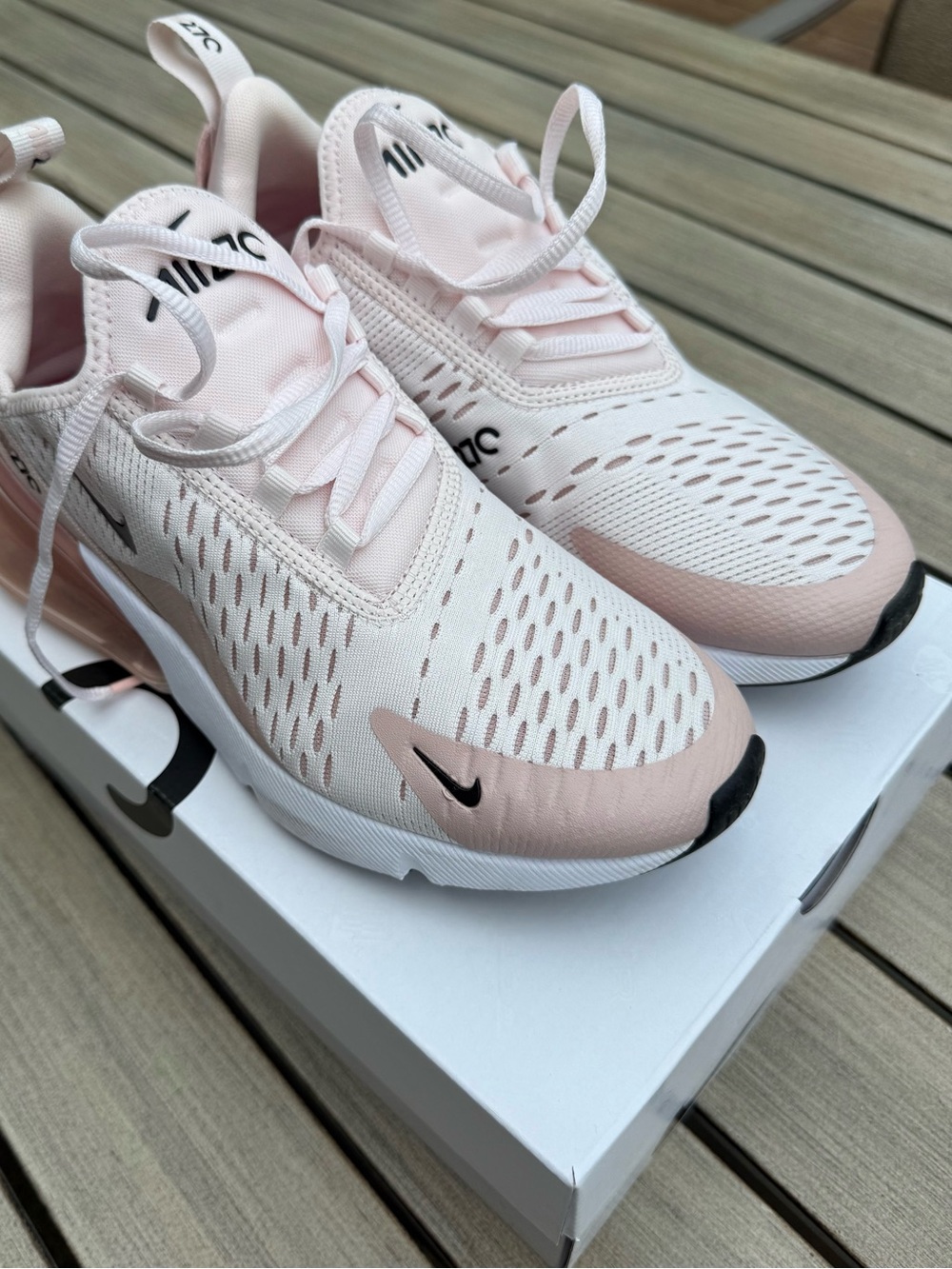 Nike Women's Air Max 270 Athletic Shoes in Light Pink and White - Picture 1 of 5